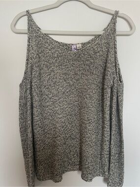 Alya - Cold Shoulder Grey Sweater